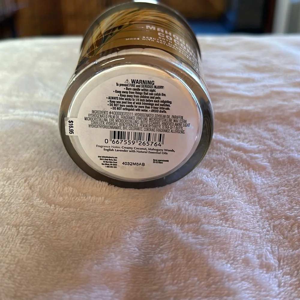 Bath & Body Works Mahogany Coconut Hand Poured Wax Melts